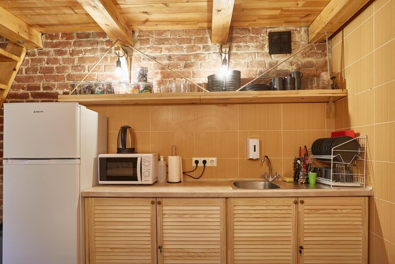 Shelter Apartment Liov Exterior foto