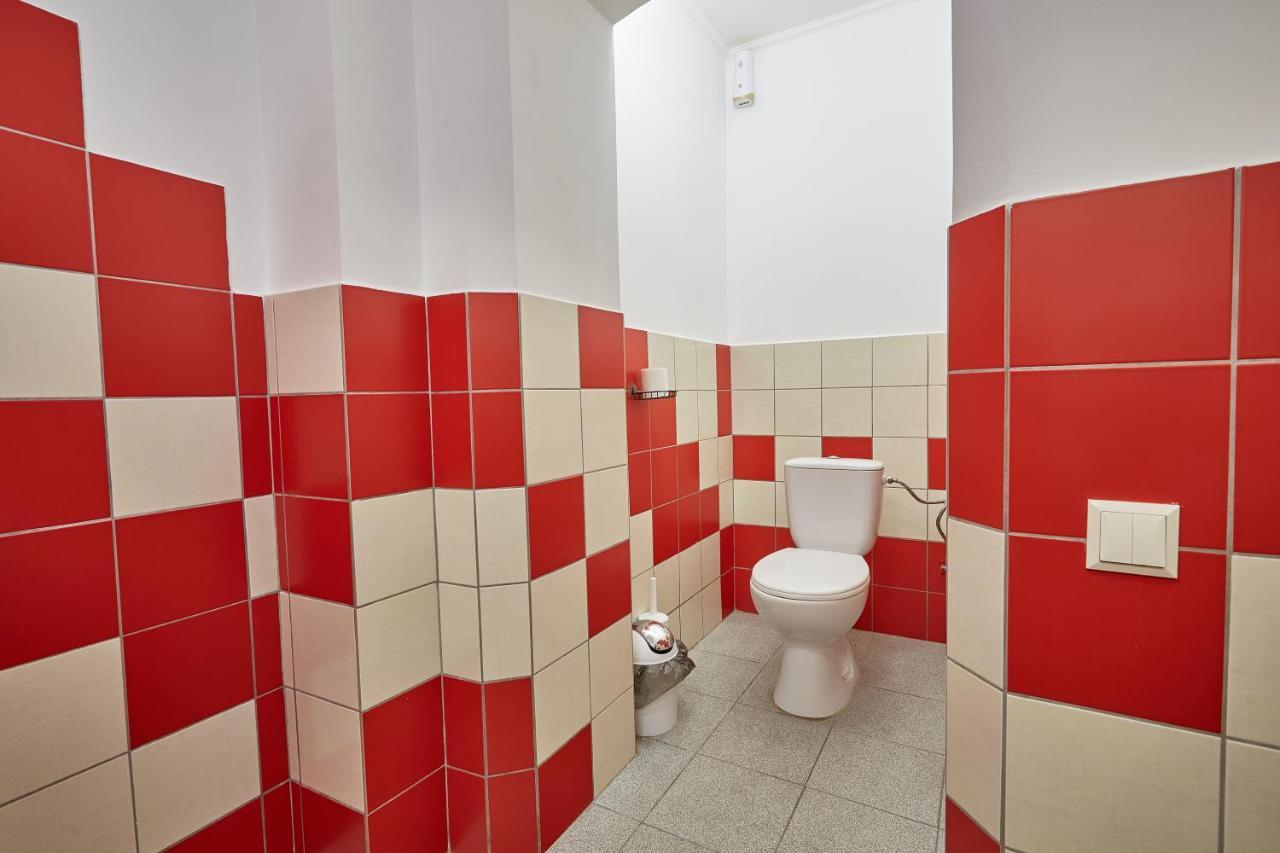 Shelter Apartment Liov Exterior foto